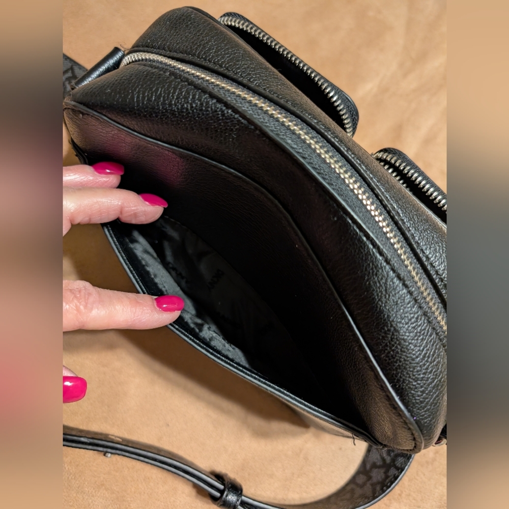 DKNY Tinsley Crossbody or "camera bag" style NWT - Picture 14 of 16
